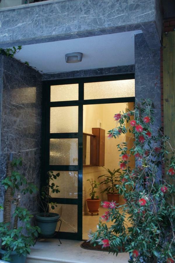 Cosy Apartment In The Centre Of Komotini Exterior foto